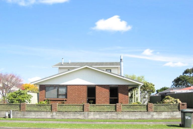 Photo of property in 153 Heta Road, Highlands Park, New Plymouth, 4312