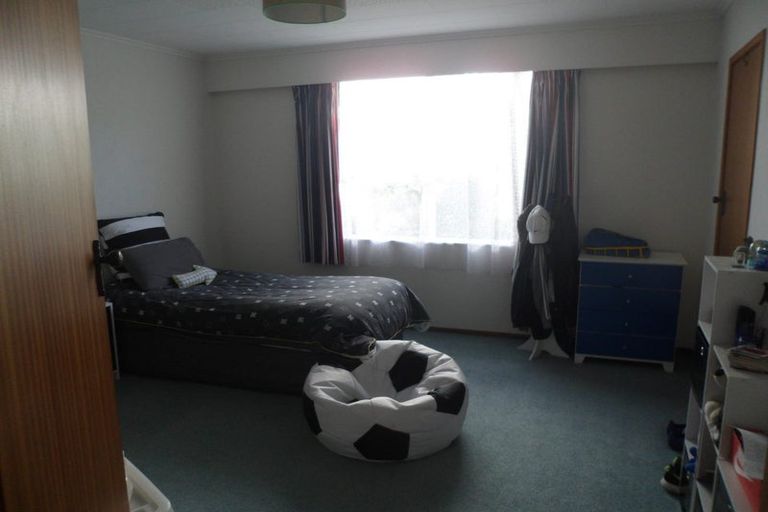 Photo of property in 120 Alexander Road, Raumati Beach, Paraparaumu, 5032