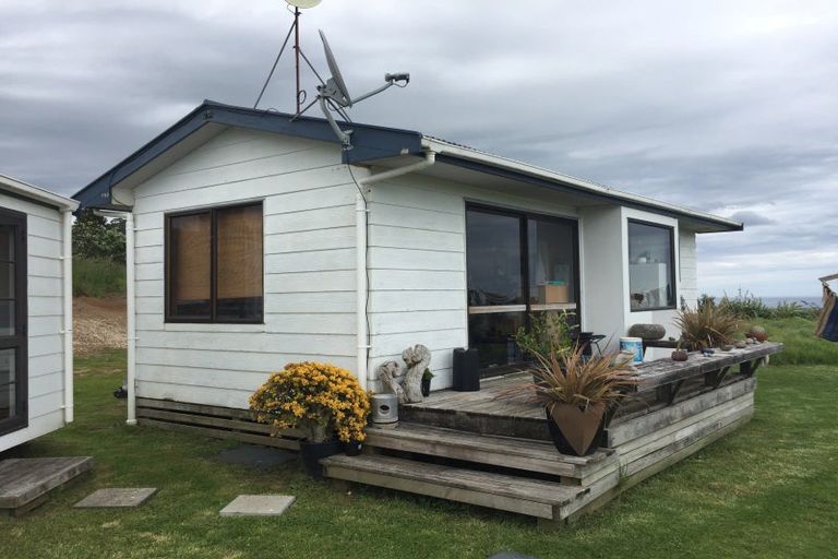 Photo of property in 167 Wairau Road, Kaitake, New Plymouth, 4374