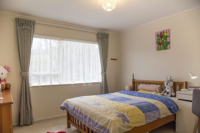 Photo of property in 1/66 Coronation Road, Hillcrest, Auckland, 0627