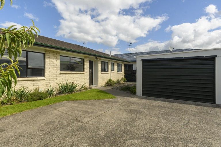 Photo of property in 49a Queen Road, Bellevue, Tauranga, 3110