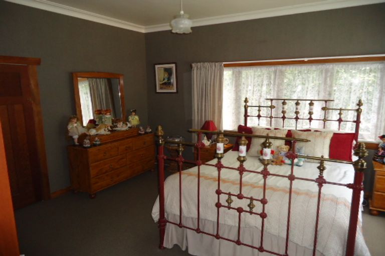Photo of property in 122 Tirau Street, Putaruru, 3411