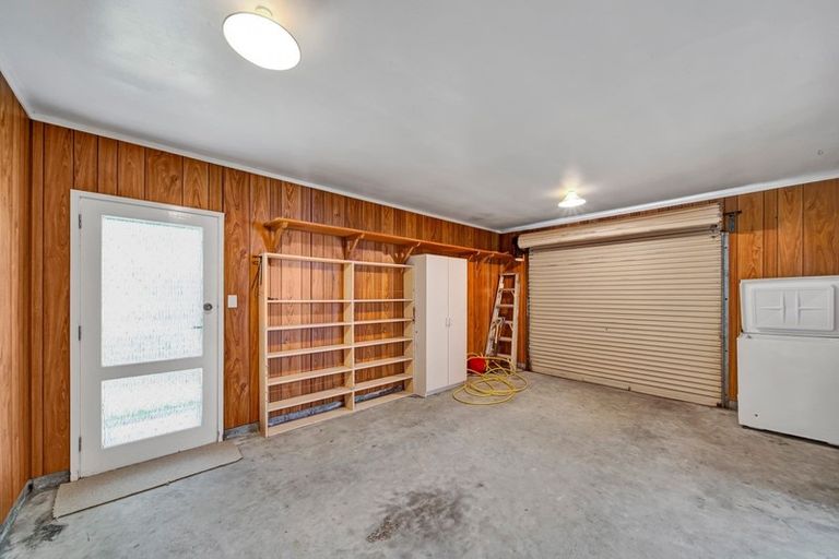 Photo of property in 5 Kamahi Place, Inglewood, 4330