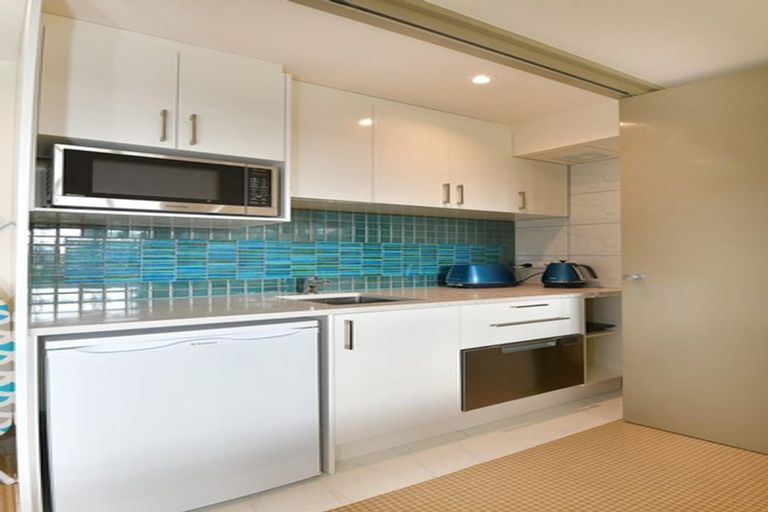 Photo of property in 173 Gulf Harbour Drive, Gulf Harbour, Whangaparaoa, 0930