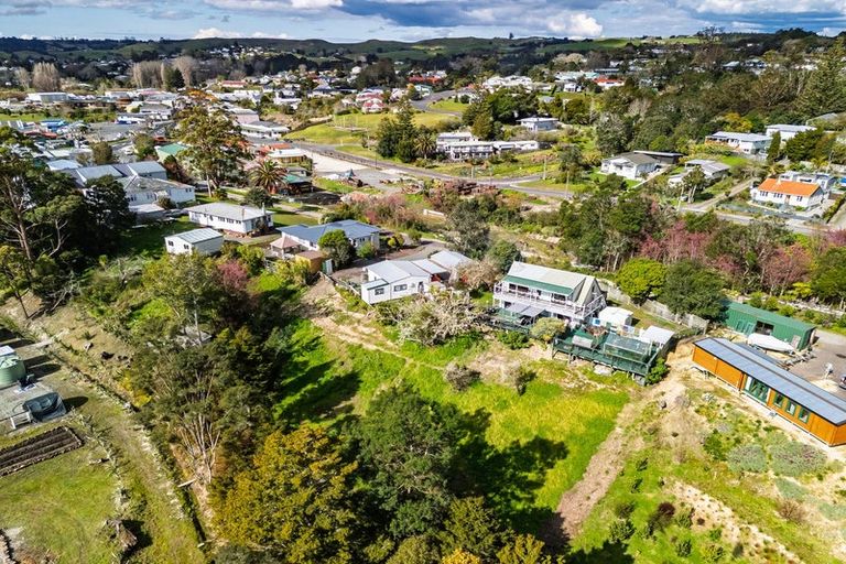 Photo of property in 18 Station Road, Kawakawa, 0210