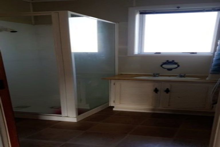 Photo of property in 1 Rothery Road, Hillpark, Auckland, 2102