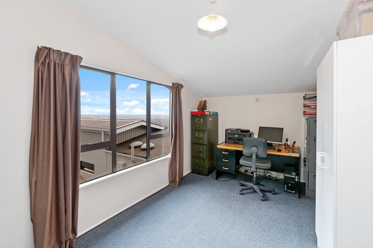 Photo of property in 63 Kidson Terrace, Cashmere, Christchurch, 8022