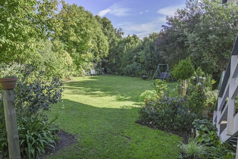 Photo of property in 23 Rakau Street, Havelock North, 4130