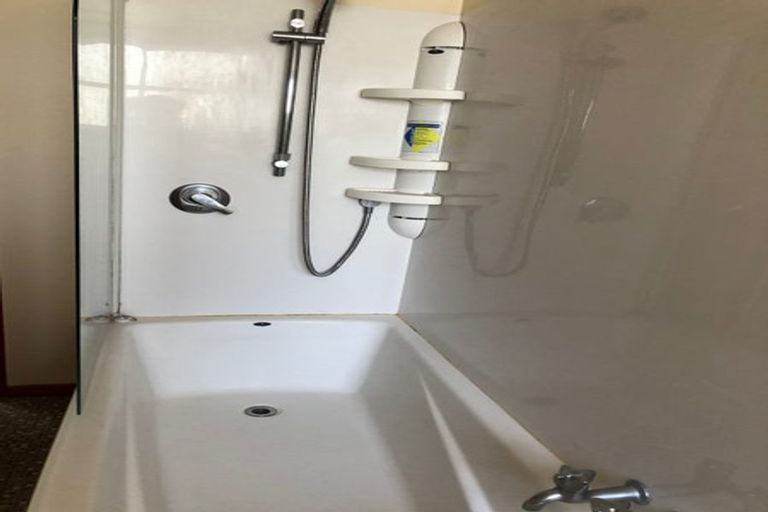 Photo of property in 53 Fraser Avenue, Johnsonville, Wellington, 6037