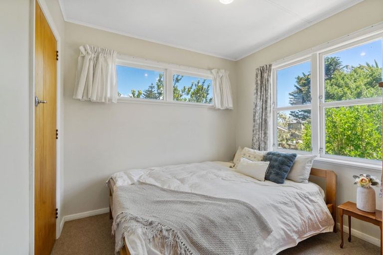 Photo of property in 141 Kahukura Avenue, Waitarere Beach, Levin, 5510