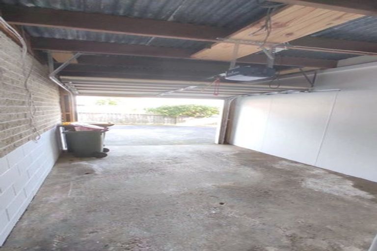 Photo of property in 1/17 Marriott Road, Pakuranga, Auckland, 2010