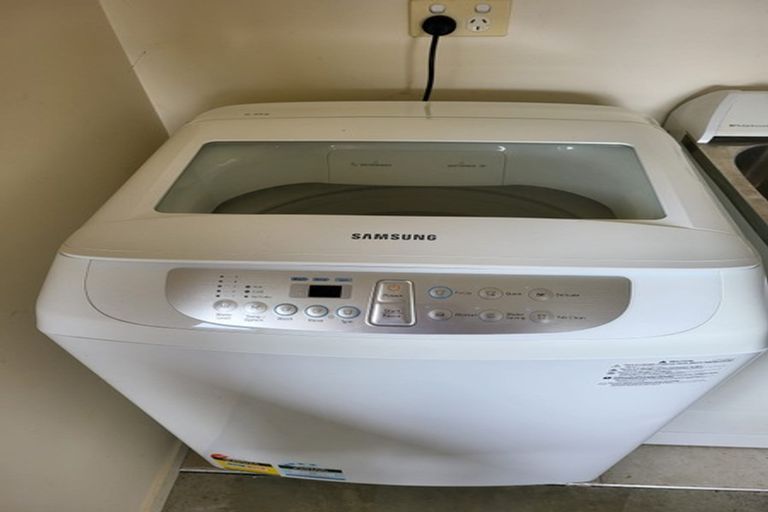 Photo of property in 19 Ballymore Drive, Pinehill, Auckland, 0632