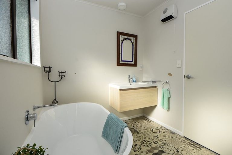 Photo of property in 13 Lincoln Road, Carterton, 5713