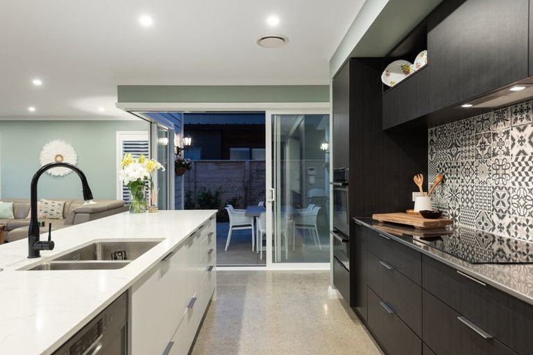 Photo of property in 40 Coast Boulevard, Papamoa Beach, Papamoa, 3118