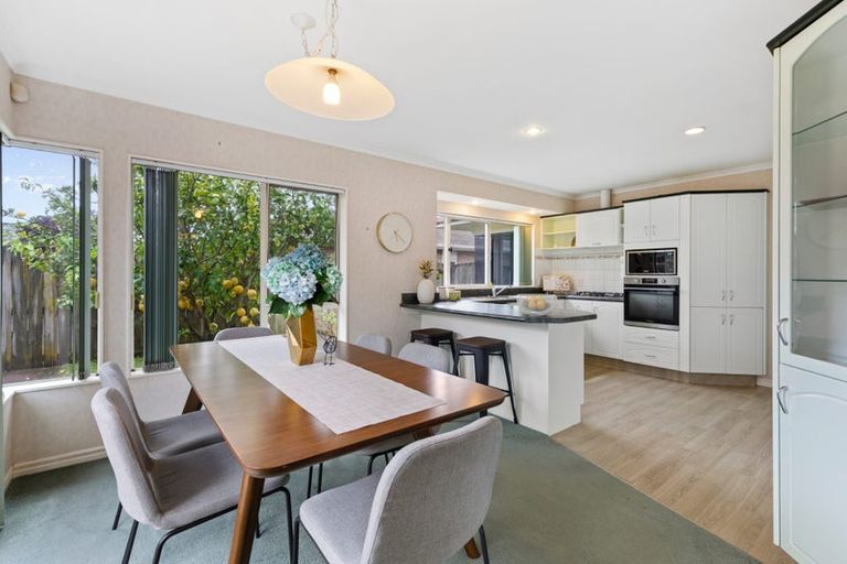 Photo of property in 2 Rosberg Place, Mount Maunganui, 3116