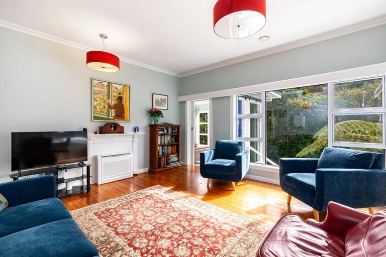 Photo of property in 50 Khandallah Road, Ngaio, Wellington, 6035