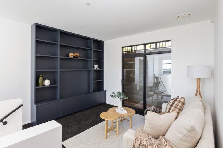 Photo of property in 3 Stoney Creek Lane, Halswell, Christchurch, 8025