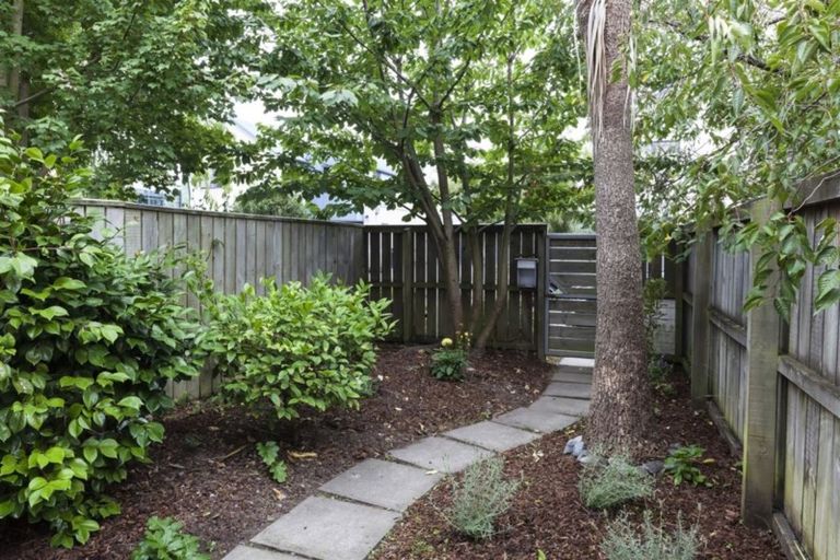 Photo of property in 2/4 Melrose Street, Christchurch Central, Christchurch, 8013