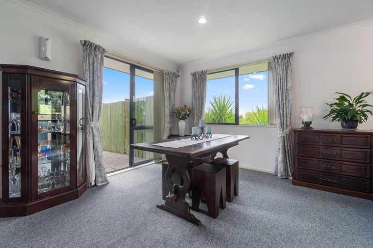 Photo of property in 17 Ruze Vida Drive, Massey, Auckland, 0614