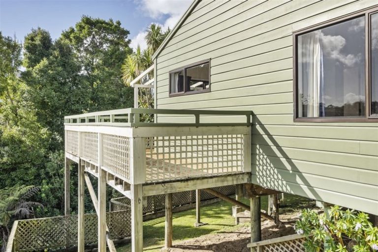 Photo of property in 1/305 Rangatira Road, Beach Haven, Auckland, 0626