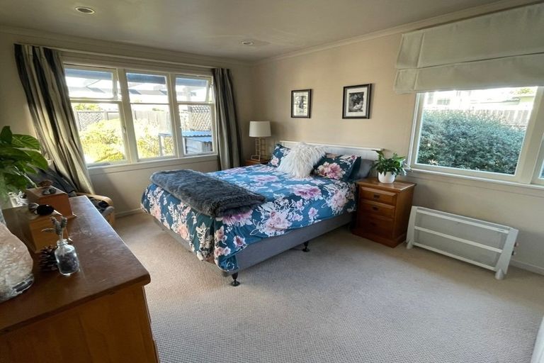 Photo of property in 40 Napier Road, Havelock North, 4130