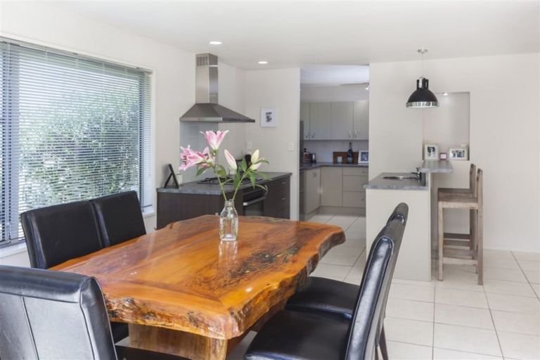 Photo of property in 9 Dunvegan Place, Harewood, Christchurch, 8051