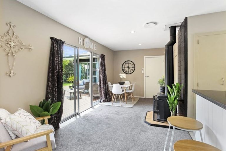 Photo of property in 12 Salmond Street, Hoon Hay, Christchurch, 8025