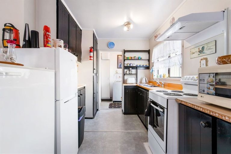 Photo of property in 488 Swanson Road, Ranui, Auckland, 0612