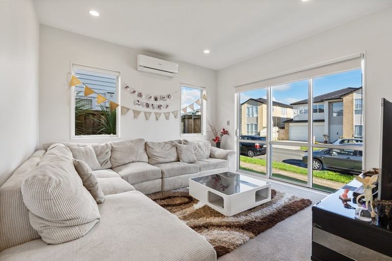 Photo of property in 10 Calcite Avenue, Flat Bush, Auckland, 2019