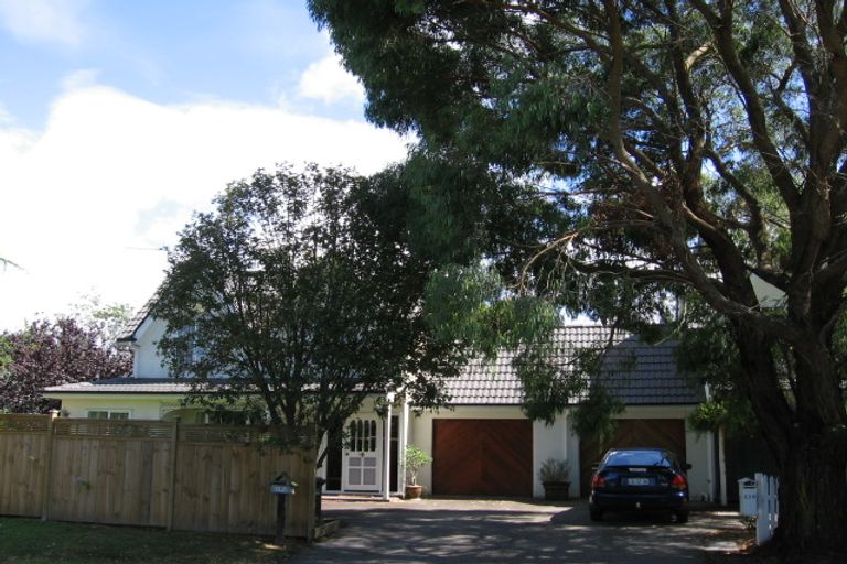 Photo of property in 2/23 Uppingham Crescent, Hillcrest, Auckland, 0627