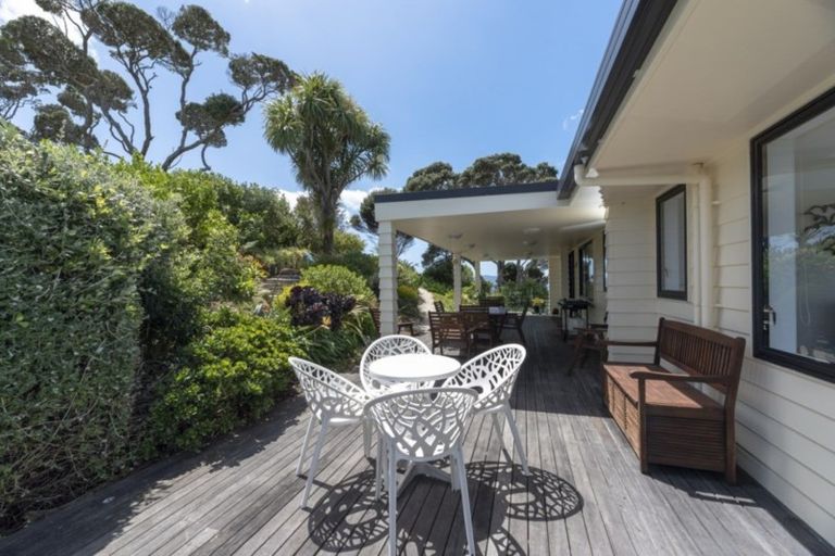 Photo of property in 40 Du Fresne Place, Russell, 0202