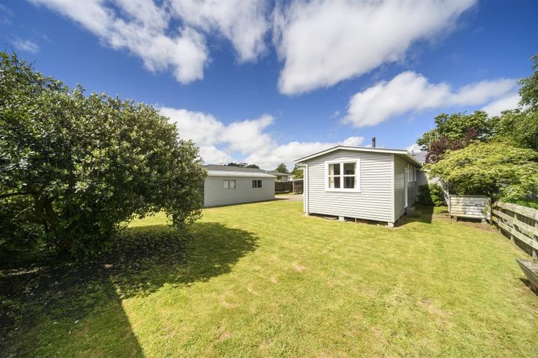 Photo of property in 5 Humphrey Street, Marton, 4710