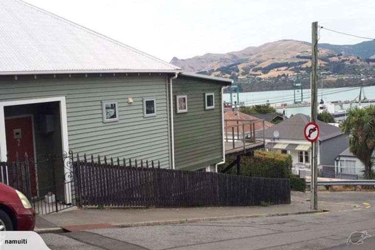 Photo of property in 2 Cornwall Road, Lyttelton, 8082