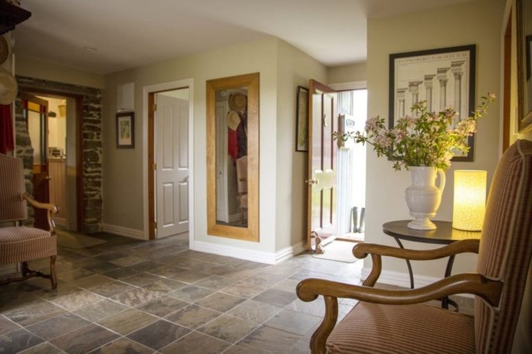 Photo of property in Lombardy Cottage, 162 Shepherds Flat Road, Cambrians, Oturehua, 9386