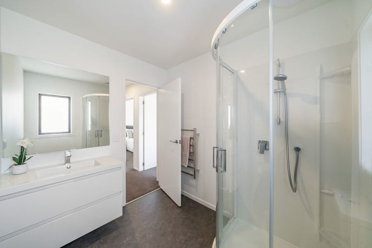 Photo of property in 9/104 Martin Street, Wallaceville, Upper Hutt, 5018