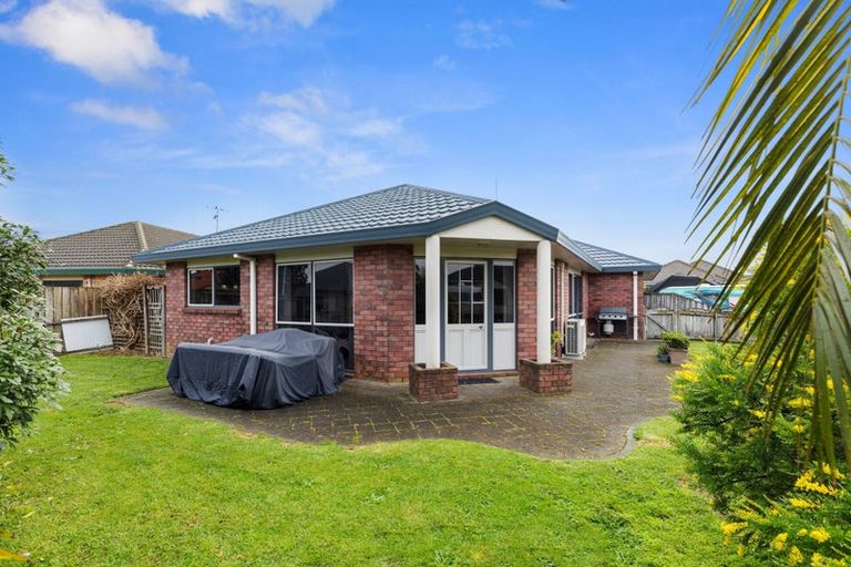 Photo of property in 1 Thoroughbred Place, Papamoa Beach, Papamoa, 3118