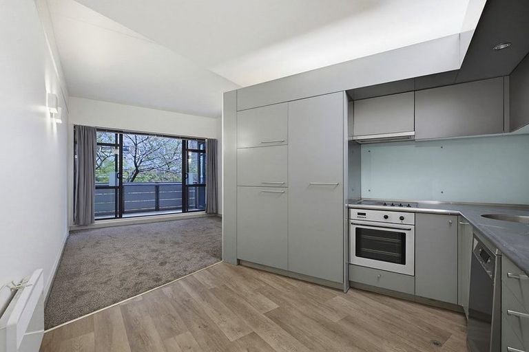 Photo of property in Gerondis Bldg Apartments, 201/60 Willis Street, Wellington Central, Wellington, 6011