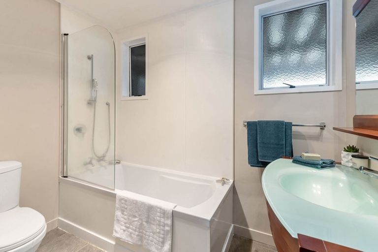 Photo of property in 102 Clayton Road, Mangakakahi, Rotorua, 3015