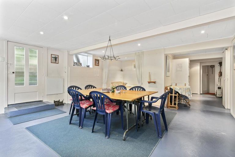 Photo of property in 773 South Titirangi Road, Titirangi, Auckland, 0604