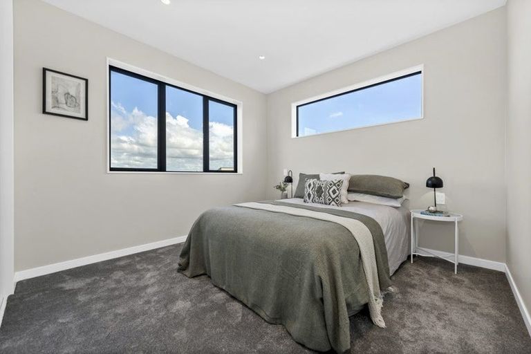 Photo of property in 202 Clovelly Road, Bucklands Beach, Auckland, 2012