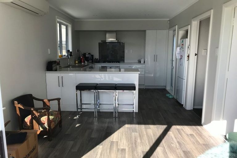 Photo of property in 38 Gloucester Street, Takaro, Palmerston North, 4412