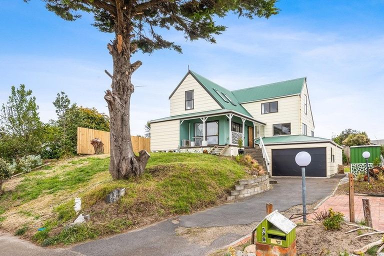 Photo of property in 189 Tutere Street, Waikanae Beach, Waikanae, 5036