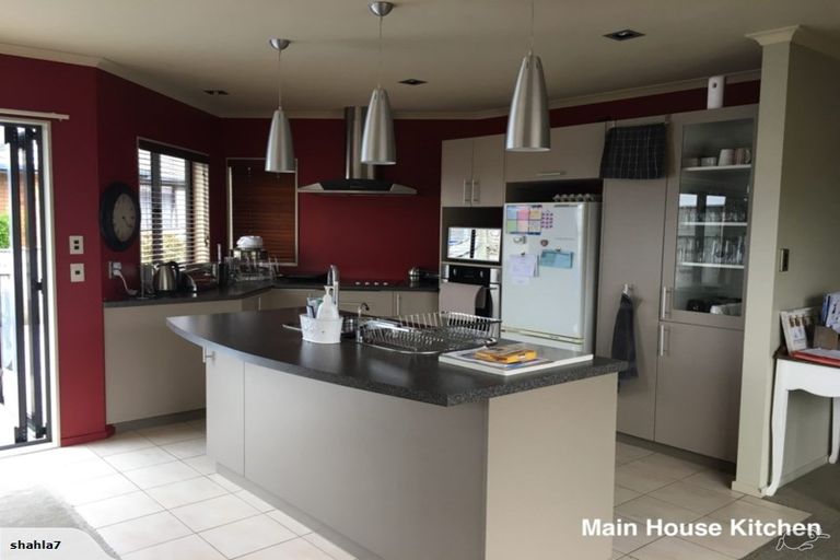 Photo of property in 4 Johnstone Drive, Fitzherbert, Palmerston North, 4410