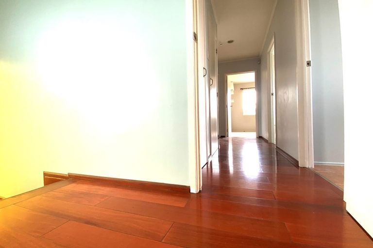 Photo of property in 2 Damson Place, Bucklands Beach, Auckland, 2012