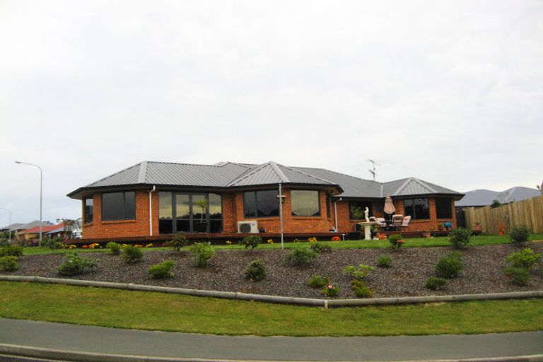 Photo of property in 13 Duxford Crescent, Fairfield, Dunedin, 9018