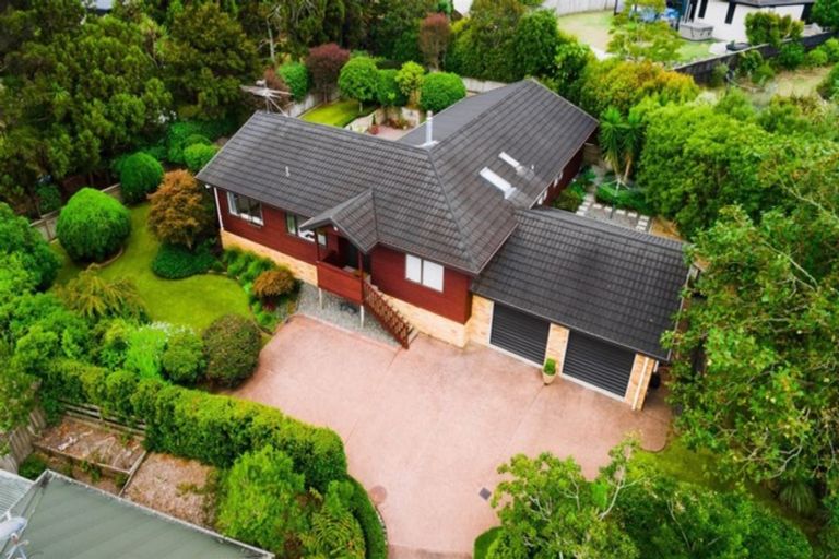 Photo of property in 16 The Close, Greenhithe, Auckland, 0632
