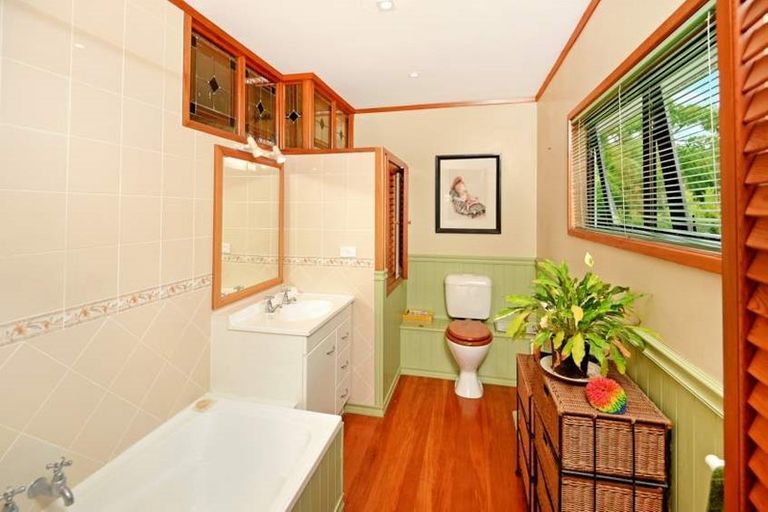 Photo of property in 50 Moore Street, Hillcrest, Auckland, 0627