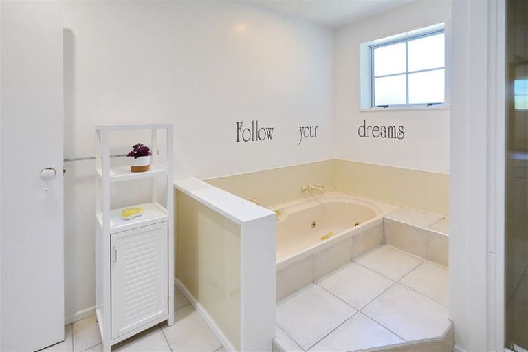 Photo of property in 100 Ashley Street, Rangiora, 7400