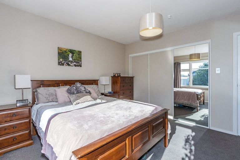 Photo of property in 1/69 Dunedin Street, Redwood, Christchurch, 8051