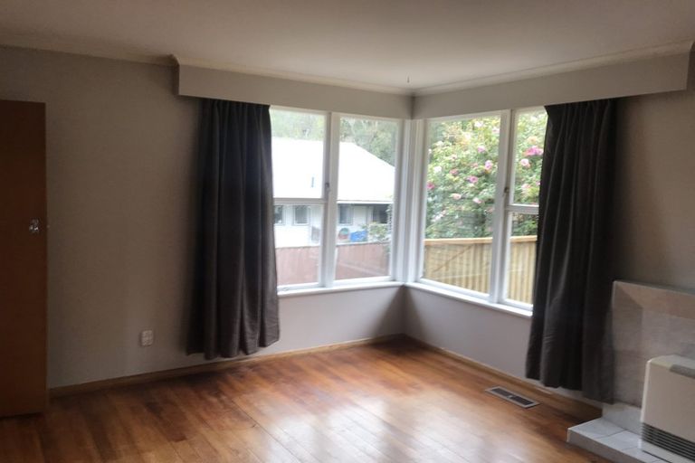 Photo of property in 46 Rawhiti Street, Stokes Valley, Lower Hutt, 5019